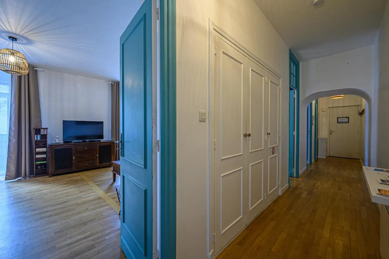 Le Coeur D'Auray - Magnifique Appartement Avec Parking Prive